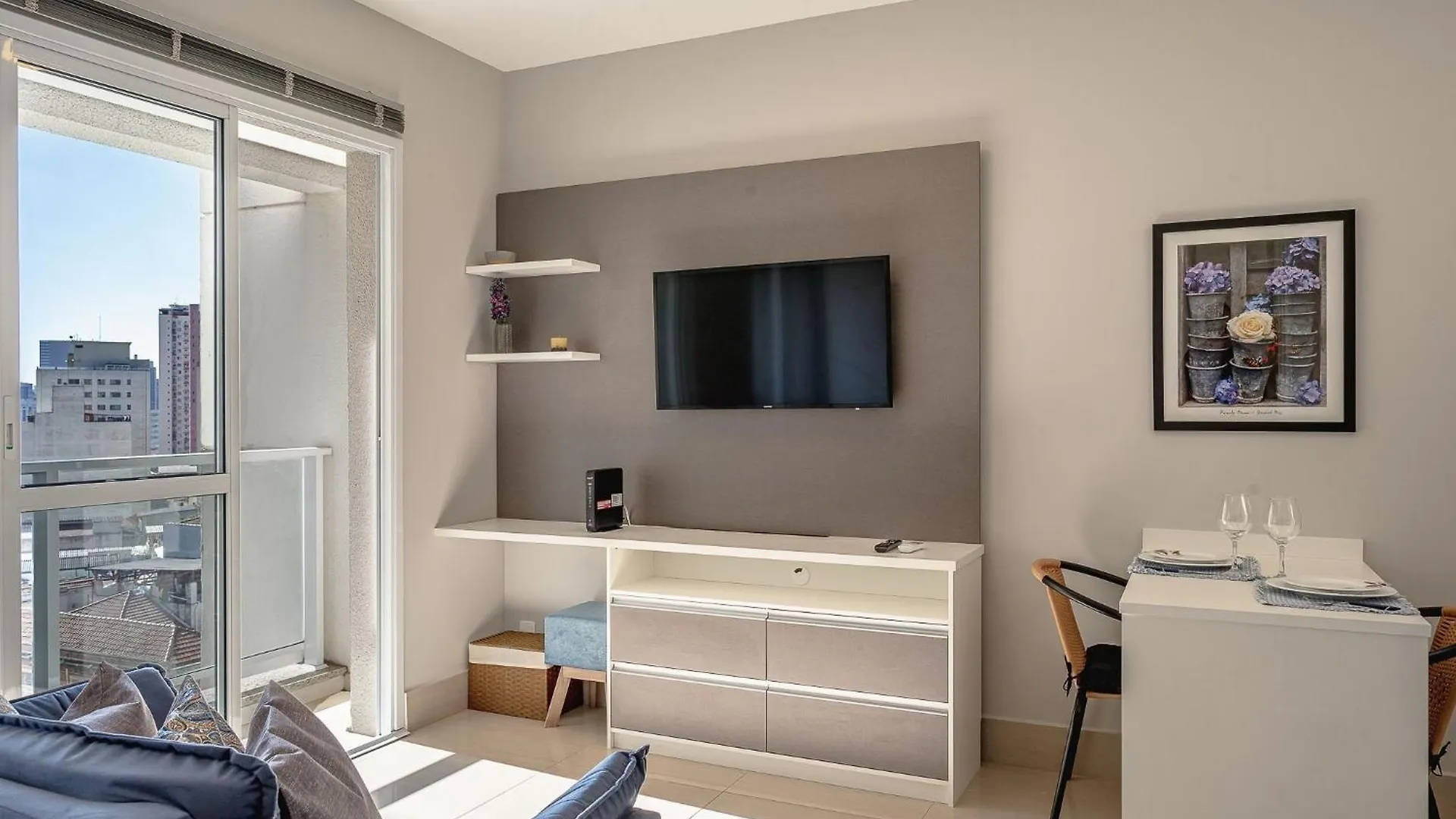 Studio Com Varanda + Vaga De Garagem + Ar Cond. São Paulo