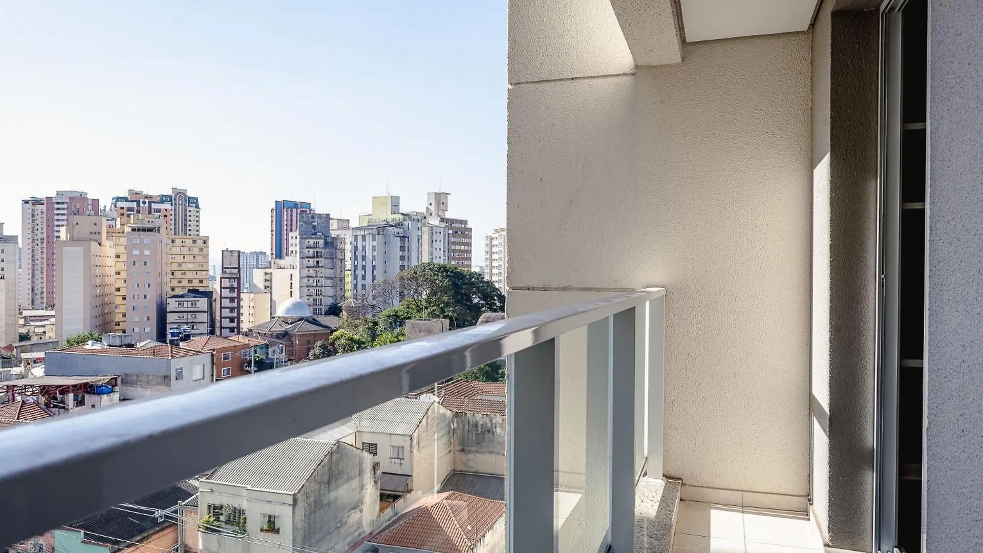 Studio Com Varanda + Vaga De Garagem + Ar Cond. Sao Paulo Brazil