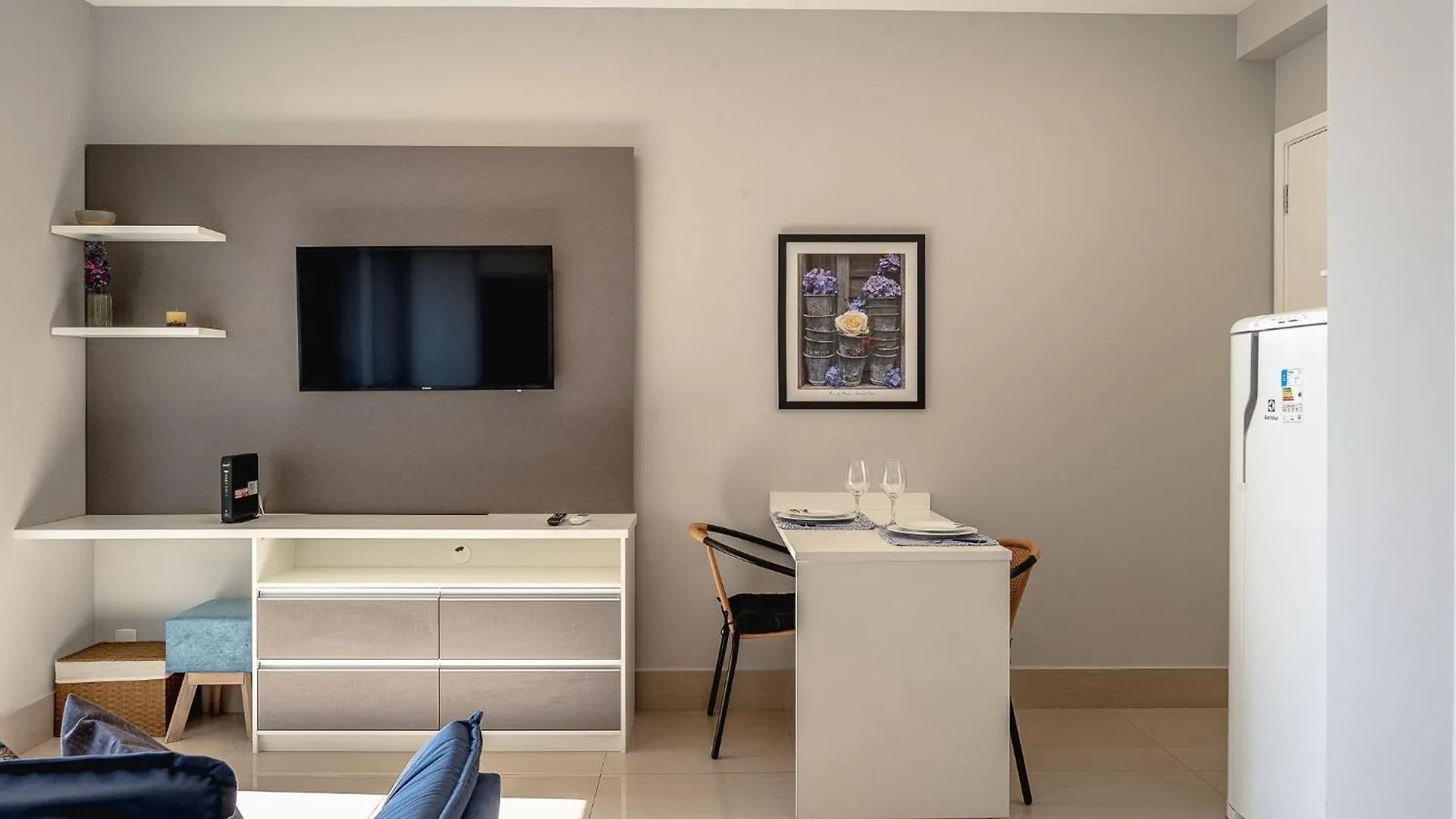 Apartment Studio Com Varanda + Vaga De Garagem + Ar Cond. Sao Paulo Brazil